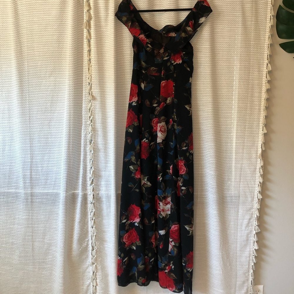 Off-the-shoulder black floral boho maxi dress